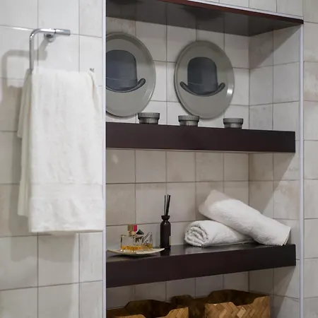 アパート Feel Canteras